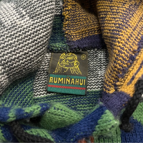 Ruminahui alpaca wool cardigan jacket, kids size Large, hooded - Picture 5 of 6